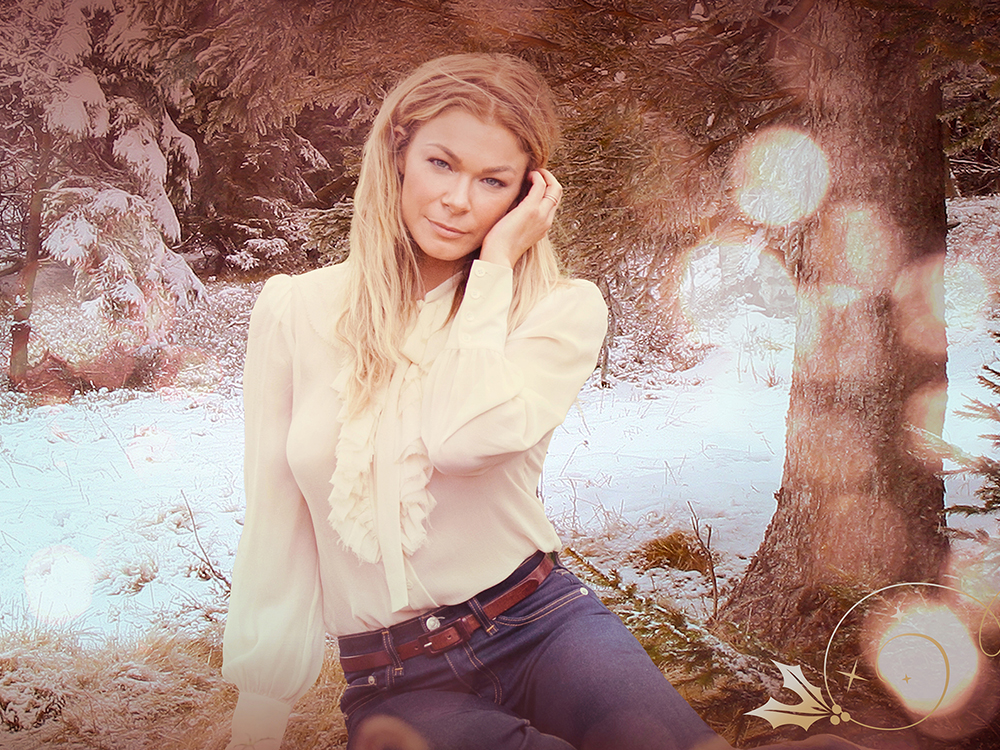 LeAnn Rimes Announces Christmas Tour Dates