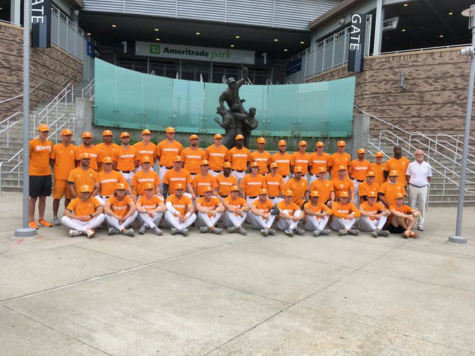 PHOTO GALLERY: Vols Baseball at College World Series