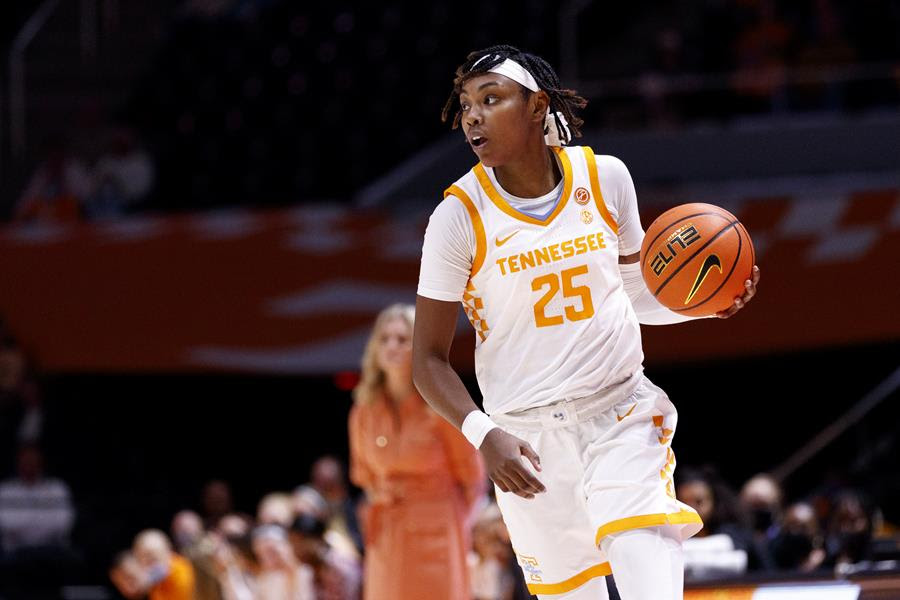 Postgame/Stats/Story: #7/8 UT Wins Fourth Straight SEC Game With 70-58 Victory At #RV Ole Miss