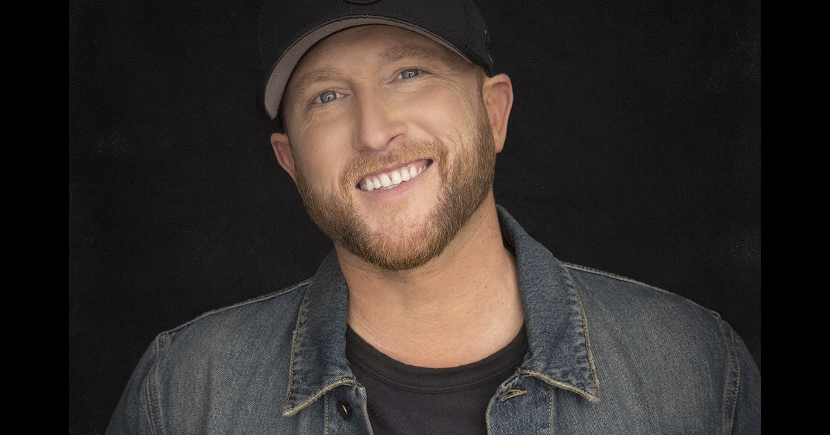 Cole Swindell is Ready for the Rush of Energy by Singing “Never Say Never” with Lainey Wilson