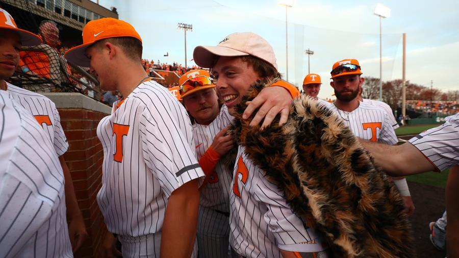 Stats/Story: Taylor’s Career Day Powers #3 Vols to 23-1 Run-Rule Win Over Alabama A&M