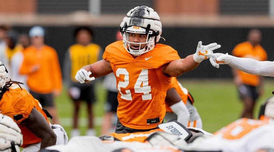 Coach and Player Quotes: Vols Set For First Spring Scrimmage, Linebacking Corps Strengthening