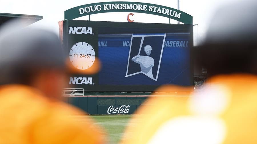 Baseball Preview Vols Take On NCAA Clemson Regional