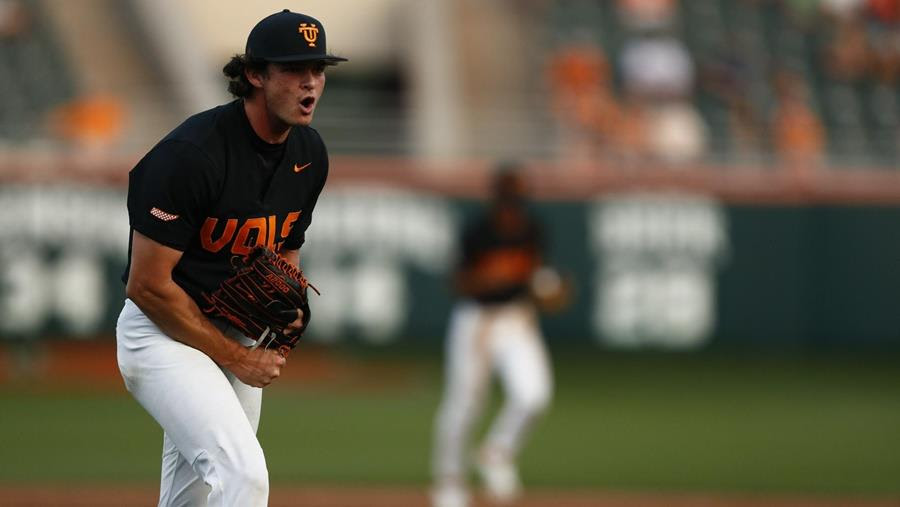 Postgame/Stats/Story: Lindsey’s Pitching, Early Offense Propel Vols Past 49ers in NCAA Regional Opener