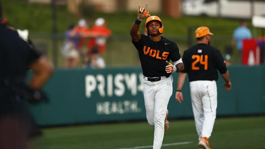 Postgame/Stats/Story: Vols Topple 49ers to Book Third Straight Trip to Supers