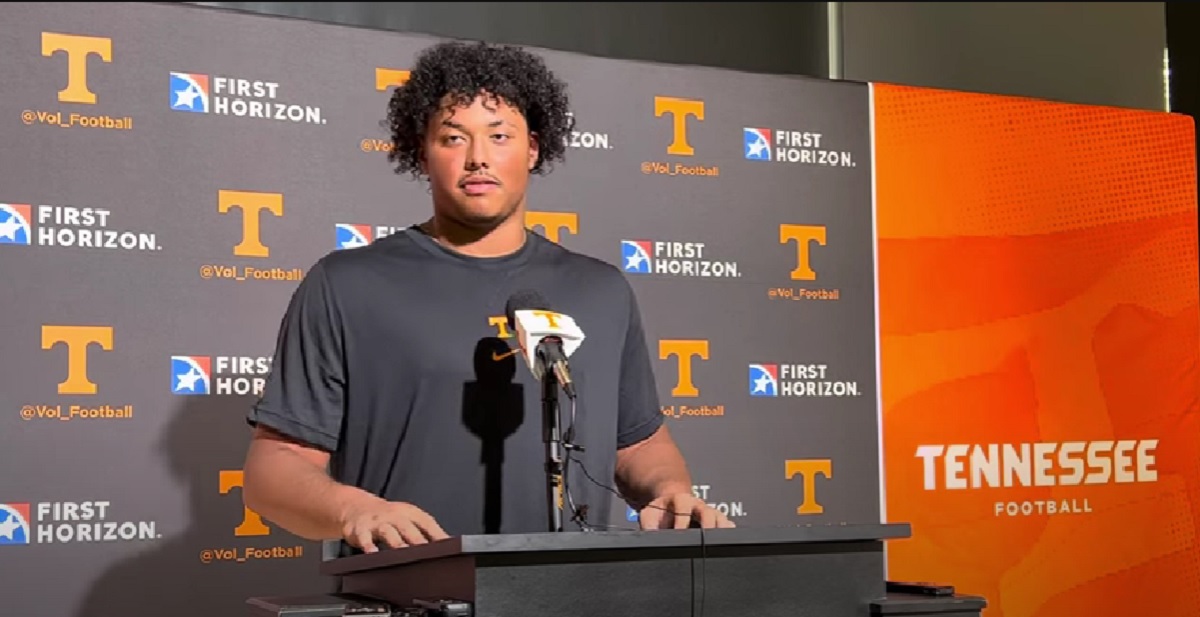 WATCH: Vols 5-star freshman DL Daevin Hobbs