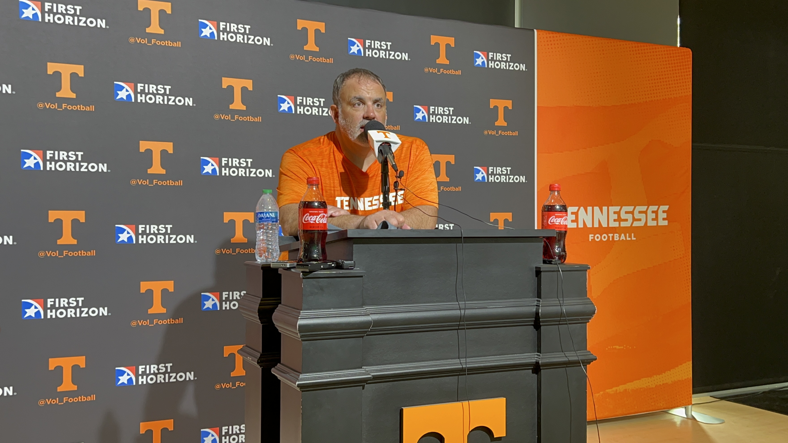 WATCH: Tennessee OL Coach Glen Elarbee spoke to the media following Day 5 of Fall Camp