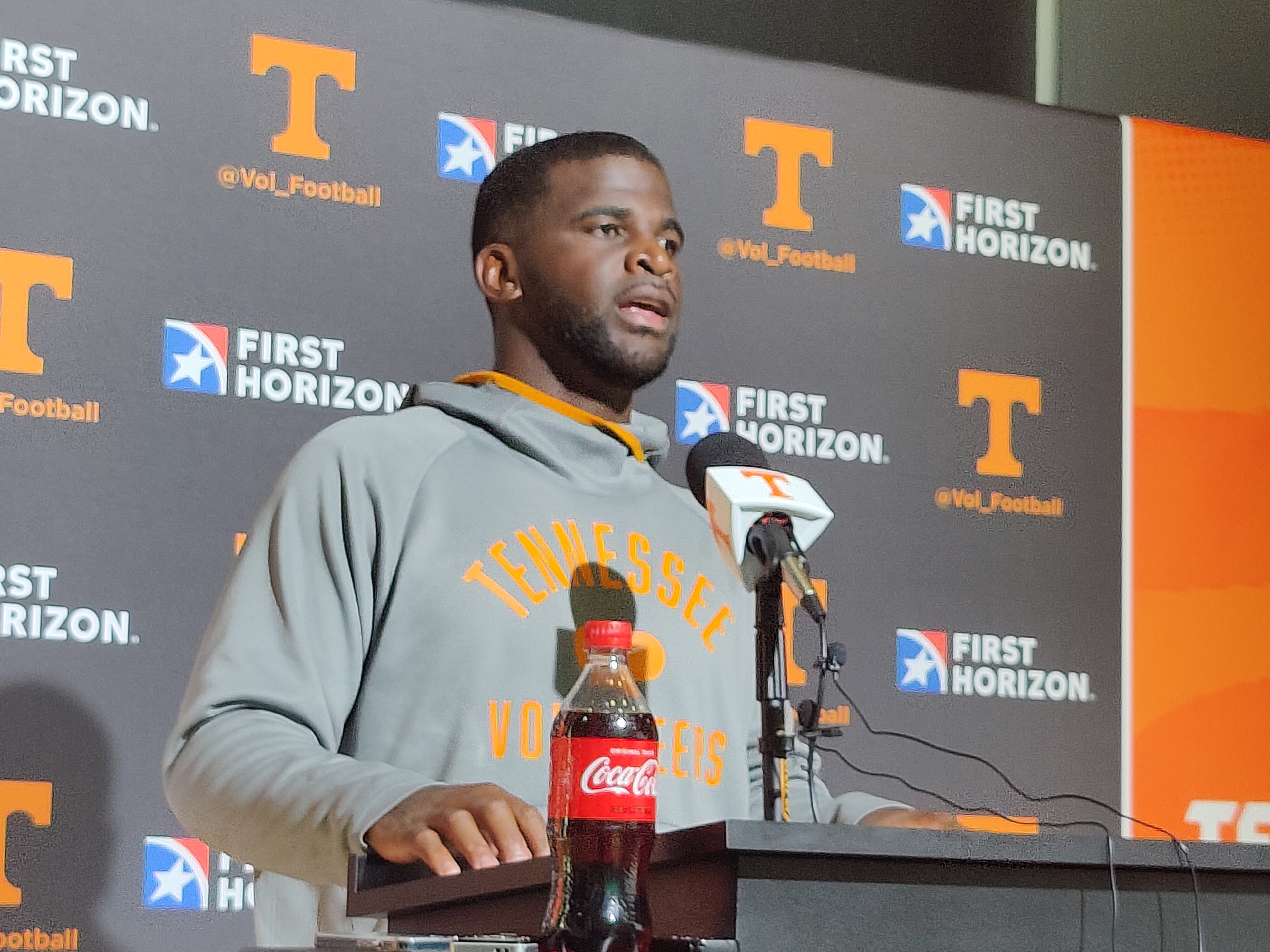 WATCH: Tennessee WR Coach Kelsey Pope met with the media following Day 7 of Fall Camp