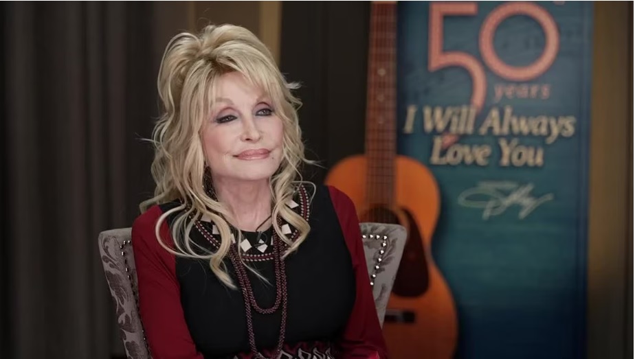 Dolly Parton Releases Vols-Themed Version of ‘Rockstar’ Album, Includes Live Version of ‘Rocky Top’