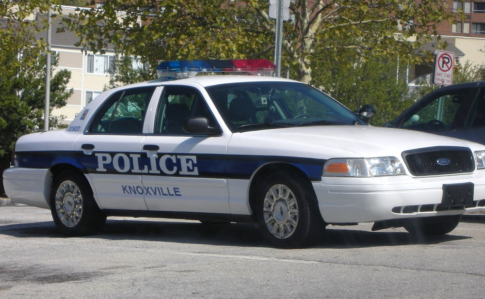 Knoxville Police are Investigating a Fatal Accident on Western Avenue