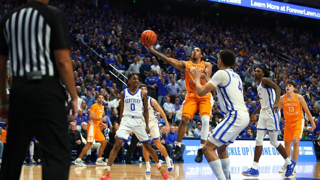 #5 VOLS KNOCK OFF #10/8 KENTUCKY, 103-92, AT RUPP ARENA