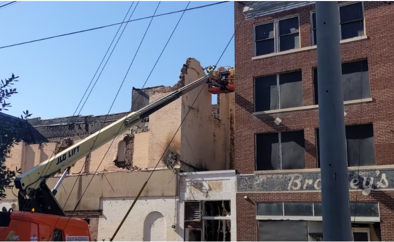 Crews Begin Demolishing Morristown’s Parks-Belk Building after Fire