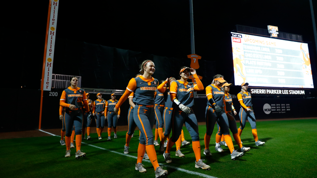 Pitching, Timely Hitting Lead #8 Lady Vols to Shutout Win of Ohio State