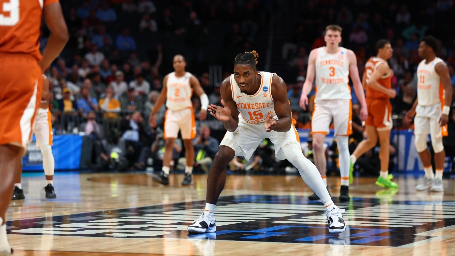 Vols Defeat Texas, 62-58, to Reach Second Straight Sweet 16