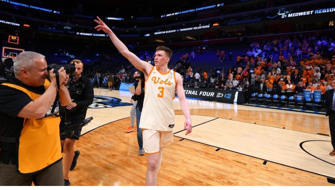 UT Men’s Basketball Team Heading to the Elite Eight for Only the Second Time in Program History