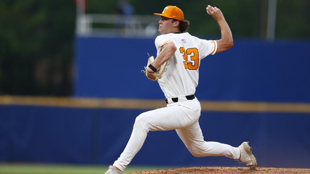 #1 VOLS FALL TO VANDERBILT IN SEC TOURNAMENT OPENER