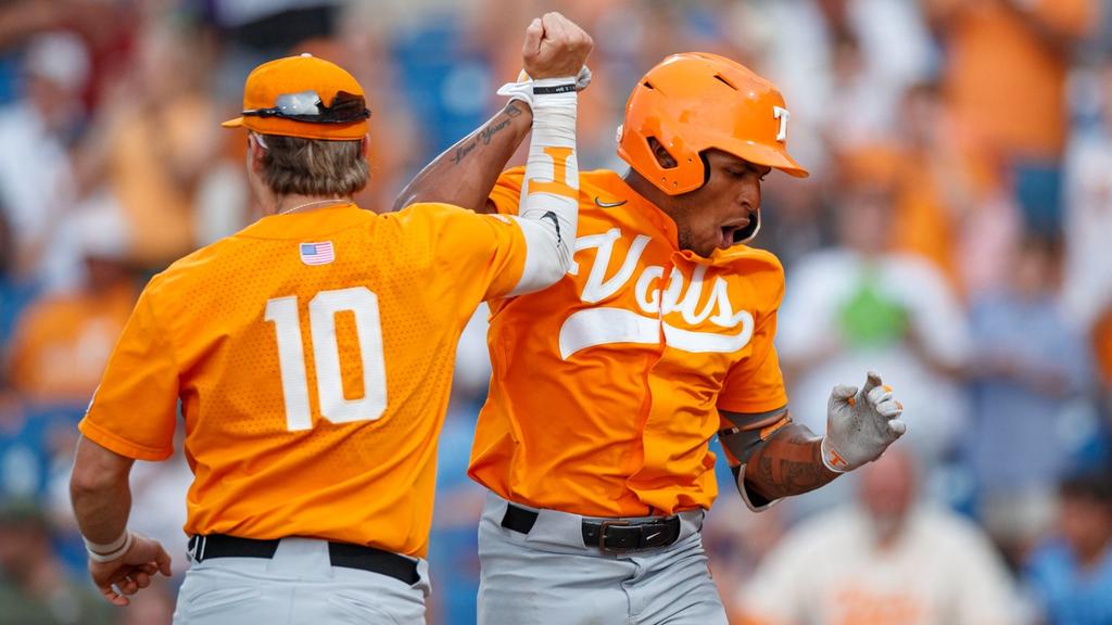 BSB PREVIEW: #1 VOLS BEGIN POSTSEASON RUN BY HOSTING KNOXVILLE REGIONAL