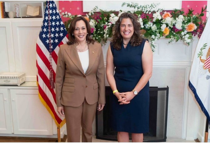 Knoxville Mayor Kincannon Endorses Kamala Harris