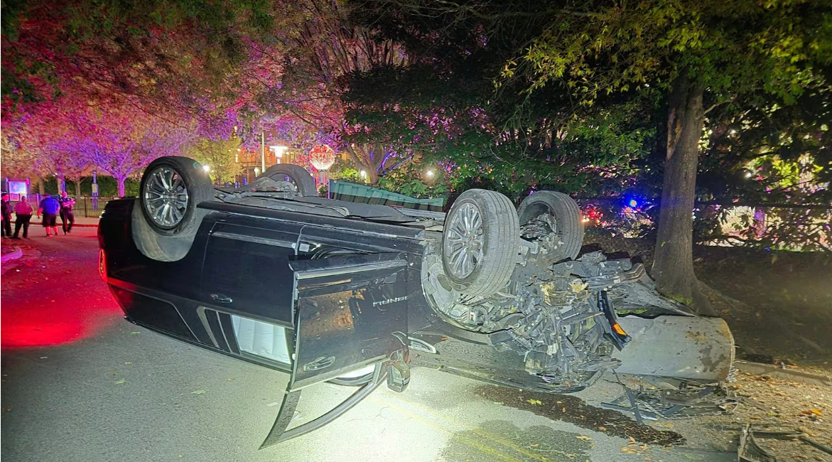 Knoxville Police are Investigating Multiple Crashes Near  the University of Tennessee Campus