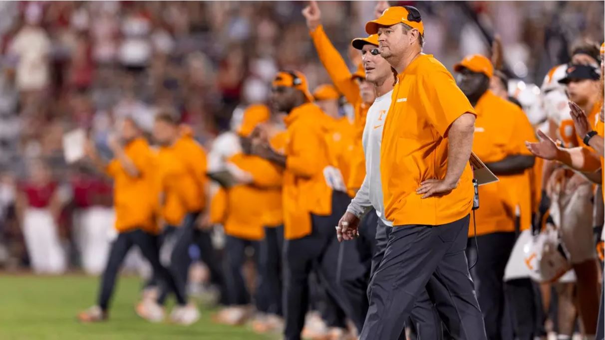 Vols Rise To #4, 7:30 p.m. ET Matchup on ABC Set For Arkansas