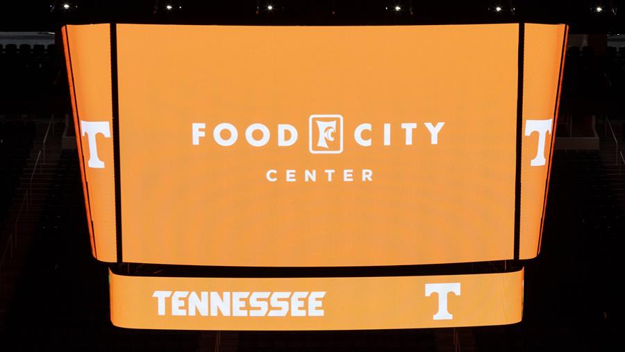 Tennessee Brings New View to Food City Center with 11-Display Centerhung System from Daktronics
