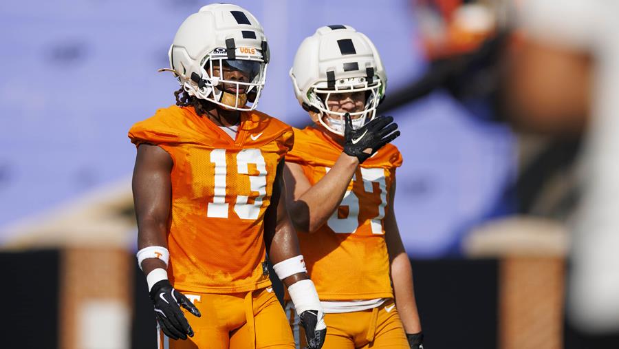 Inge Details Linebacker Development After First Padded Practice Of Fall Camp