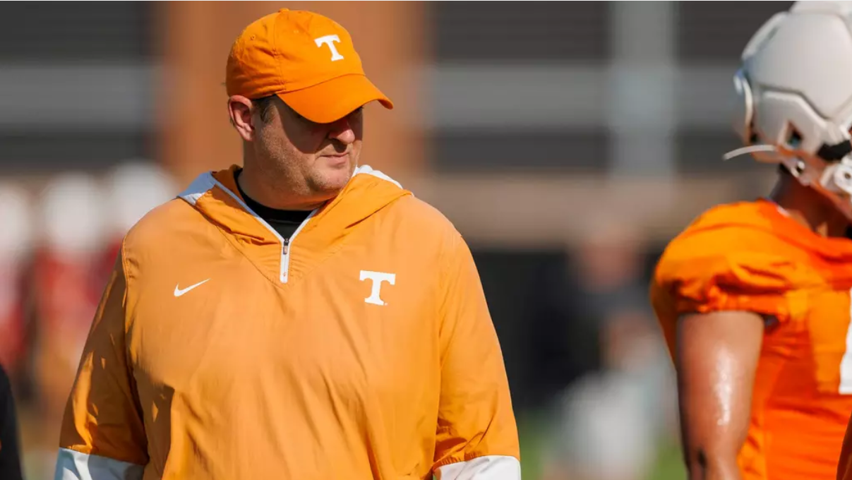 Football Debuts At No. 18 in US LBM Preseason Coaches Poll