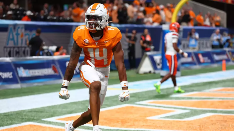 #24/18 Vols Triumph in Atlanta, Down Syracuse 45-26