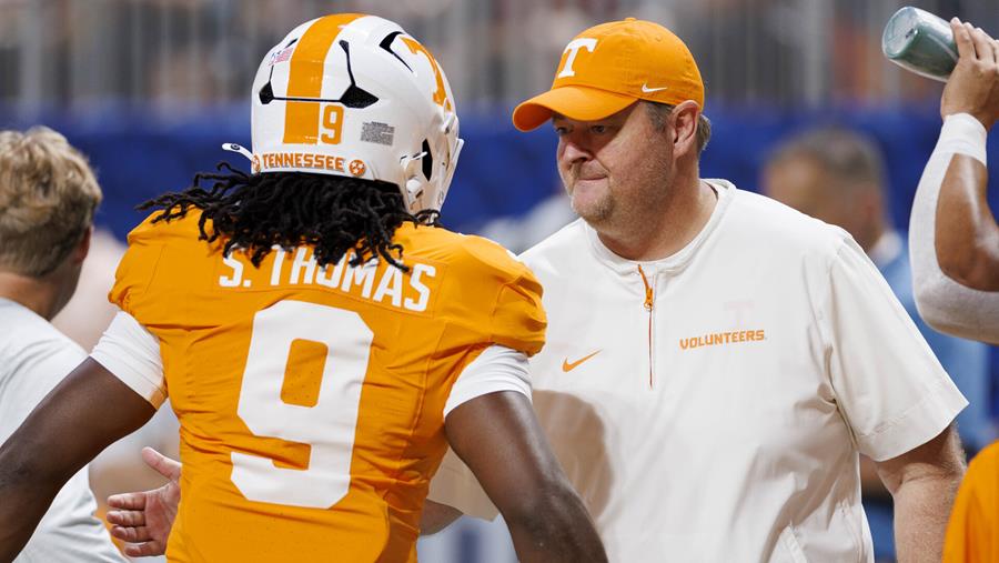 #15/15 Vols Turn Page to SEC Play, Prep for Georgia Begins