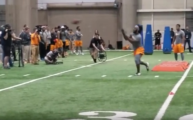 Video: UT Defensive Drills (LBs and DEs) at Pro Day