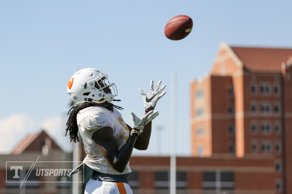 UT football practice 10 report from Josh Ward