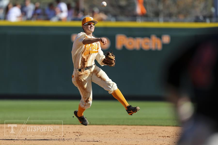 Rodgers Named to ABCA/Rawlings Gold Glove Team