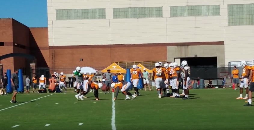 Video – Tennessee practice 19: Defensive Line