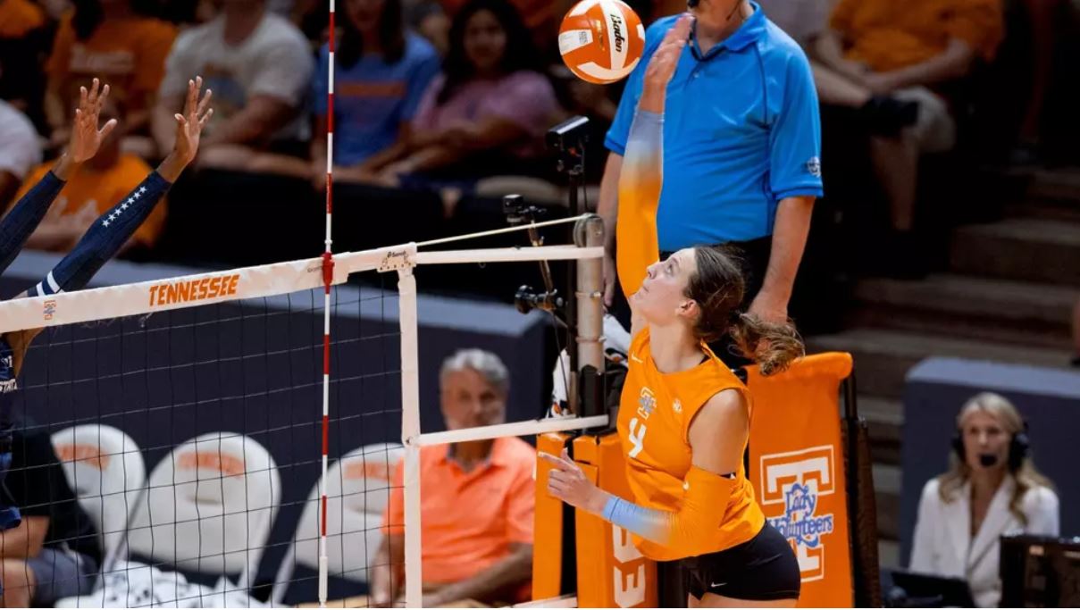 #16 Lady Vols Survive Five-Set Thriller at Western Kentucky