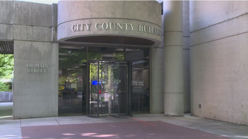 Knox County Trustee Avoids Grand Jury Indictment