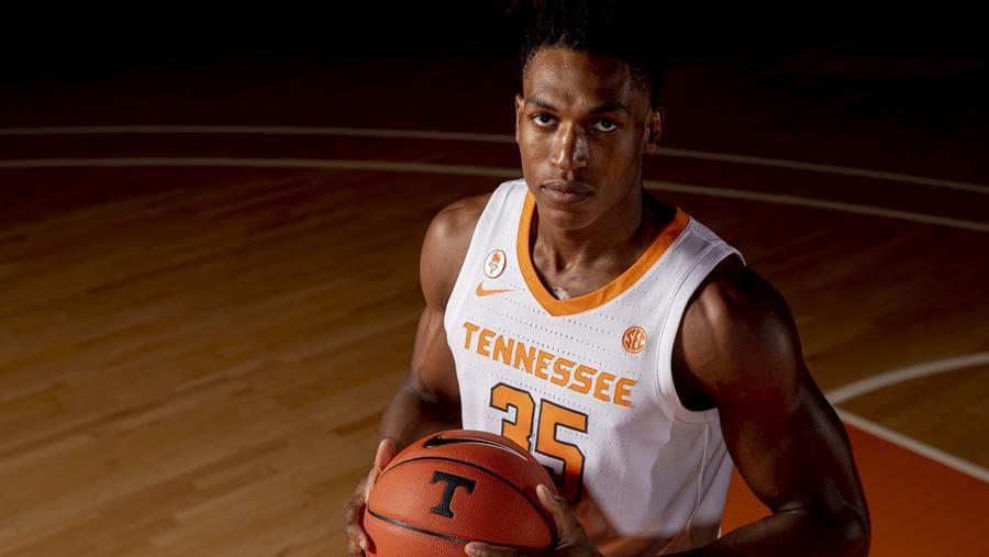 Hoops Preview: Tennessee vs. Chattanooga