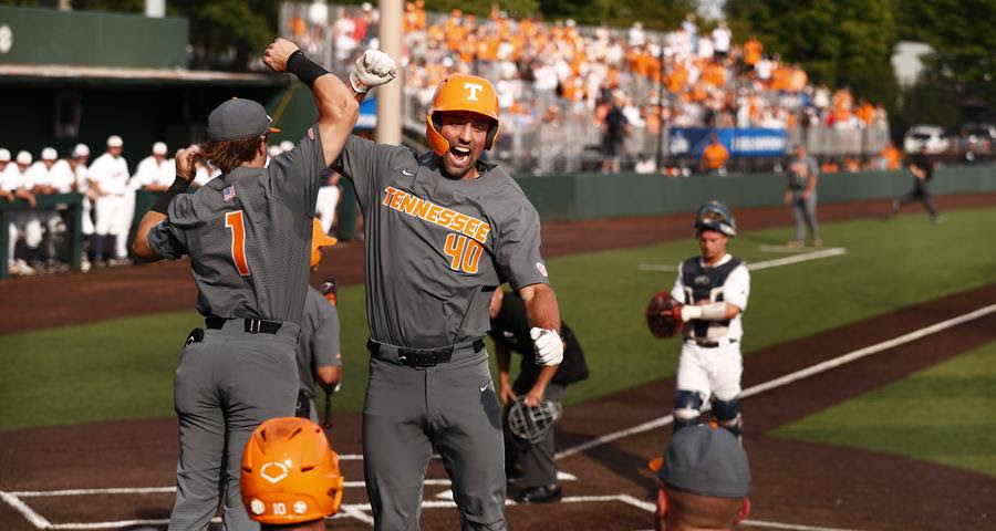 Boxscore/Story: #2 Vols Mash Five Home Runs to Douse Flames, 9-3