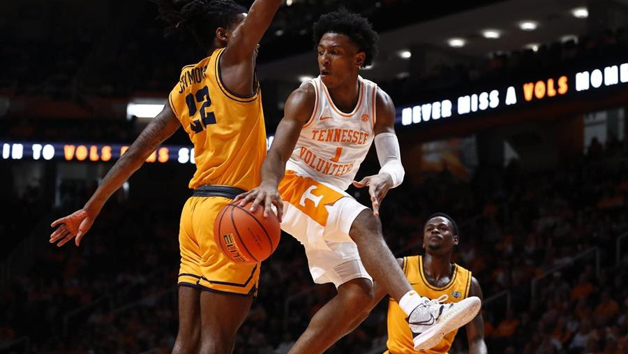 Highlights/Postgame/Stats/Story: Offensive Surge Leads Tennessee Past Desmond Oliver & ETSU, 94-62