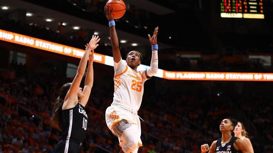 Highlights/Postgame/Stats/Story: Lady Vols not able to get enough stops vs. hot-shooting No. 5/4 UConn, 84-67