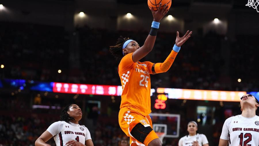 Highlights/Postgame/Stats/Story: Lady Vols Fall To #1/1 South Carolina in SEC Championship Game, 74-58