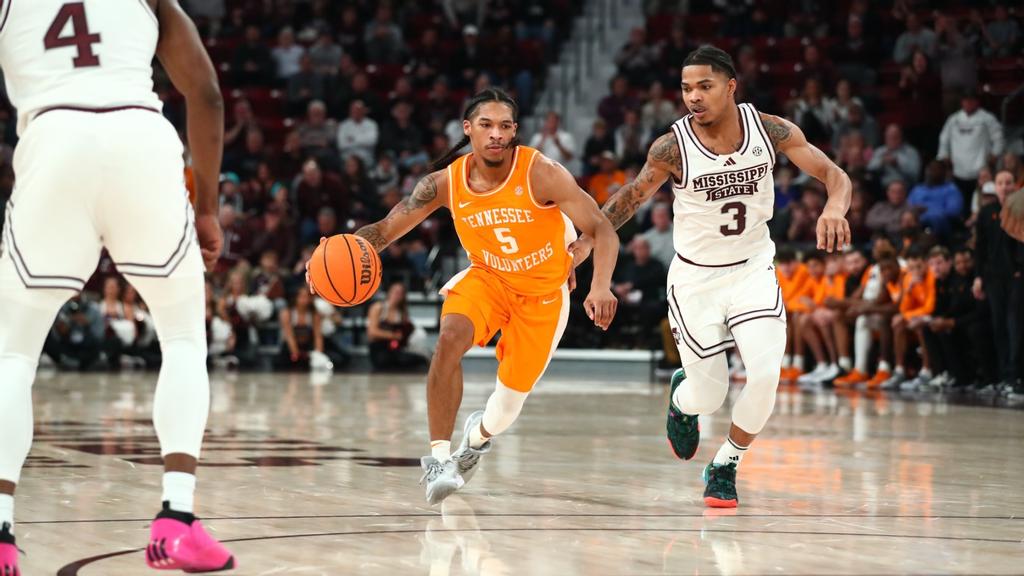 #5 VOLS’ RALLY FALLS SHORT, 77-72, AT MISSISSIPPI STATE