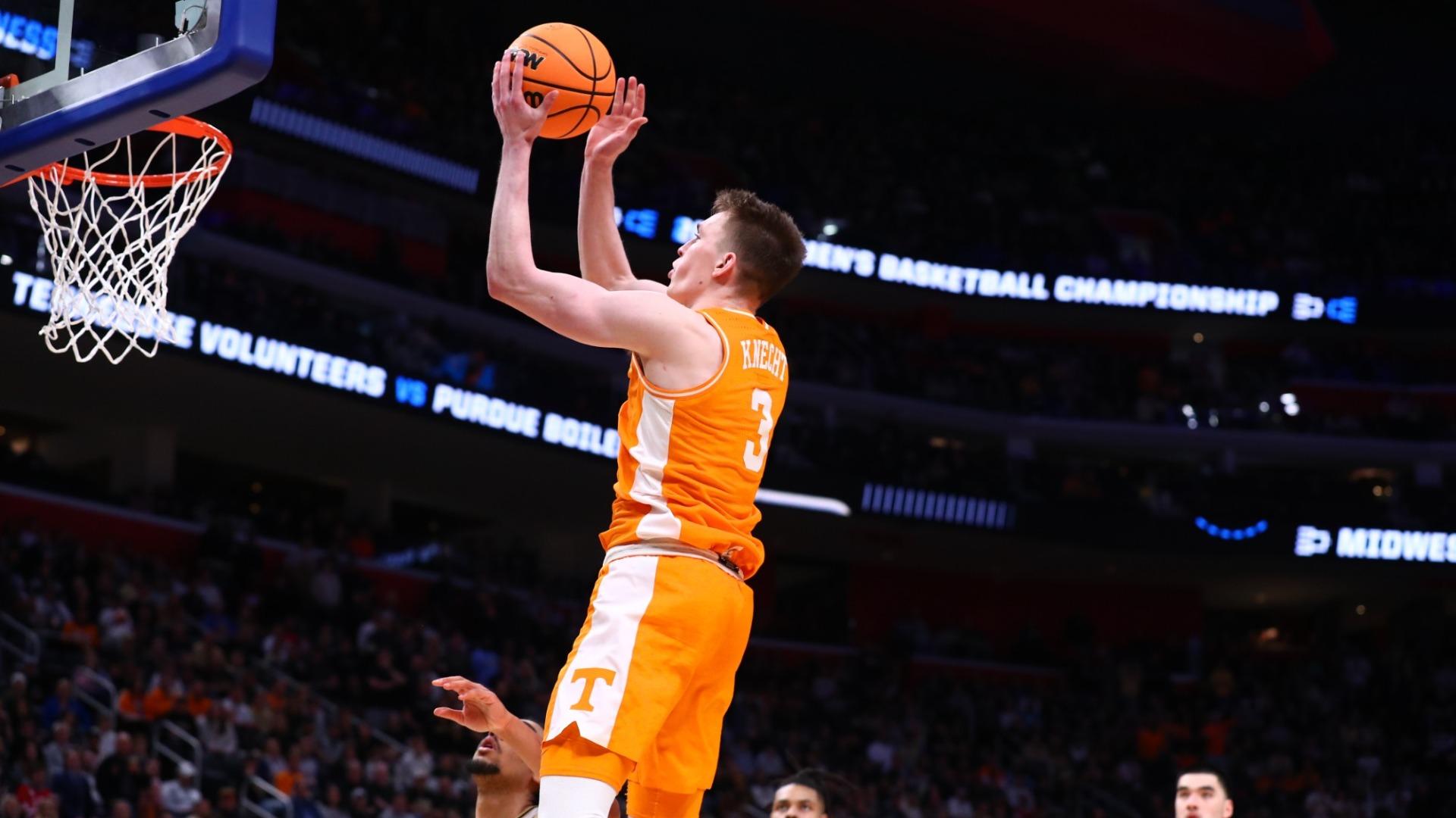 Vols Fall to Top-Seeded Purdue, 72-66, in Elite Eight