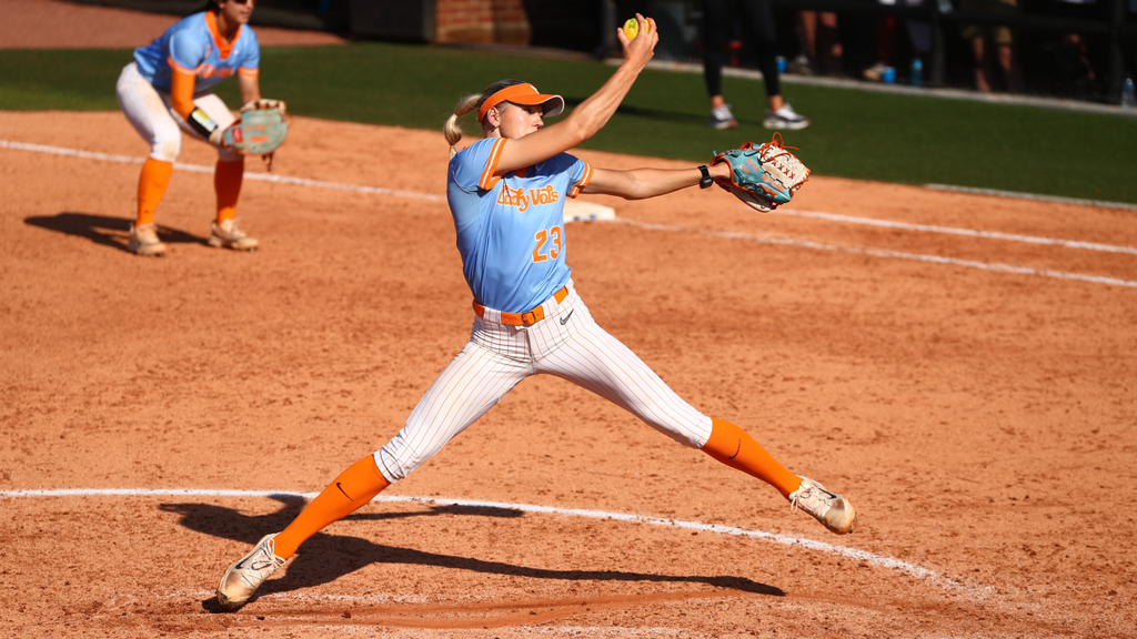 #3 [3] Lady Vols Fall to Alabama in Game Two of Super Regionals