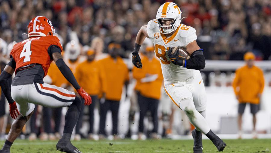 Miles Kitselman Featured On Mackey Award Preseason Watch List