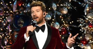 Brett Eldredge Releases New Version of “Baby, It’s Cold Outside” Featuring Sofia Reyes [Listen]