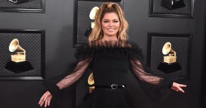 Shania Twain to Release New Box Set, “The Woman in Me: Diamond Edition”