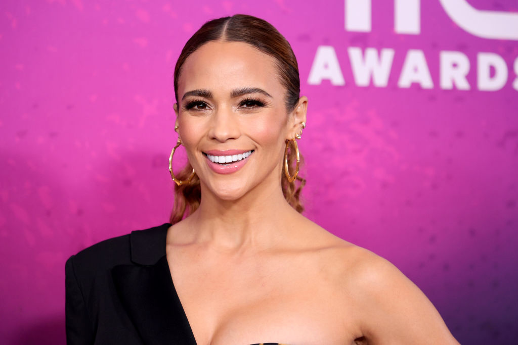 Paula Patton responds to people roasting her for ‘unseasoned’ fried chicken recipe