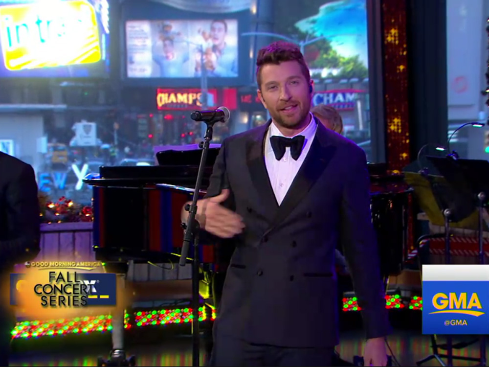 Brett Eldredge Spreads Christmas Cheer on “Good Morning America” and “Live With Kelly”