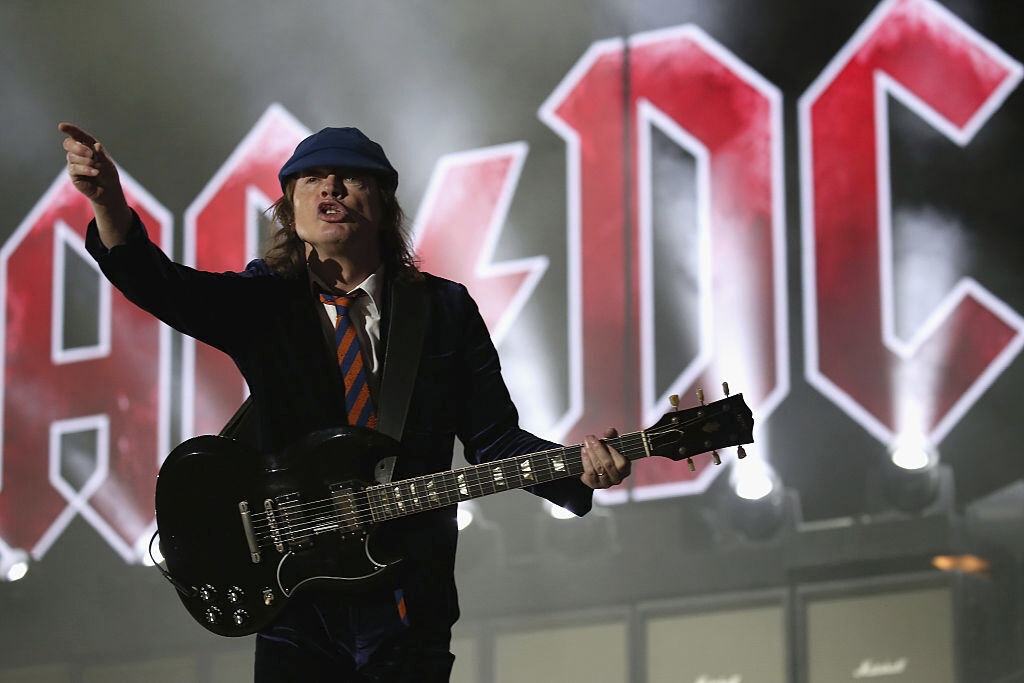New music from AC/DC