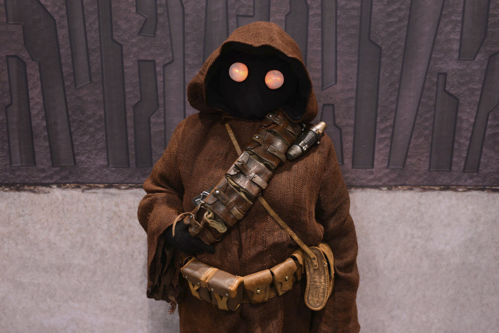 JAWA PLAYS ERUPTION: A Stop Motion Tribute to the Great Edward Van Halen